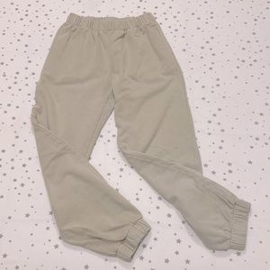 Brandy Melville Rosa sweatpants in sage green